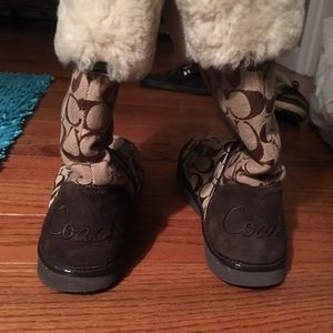 Coach boots